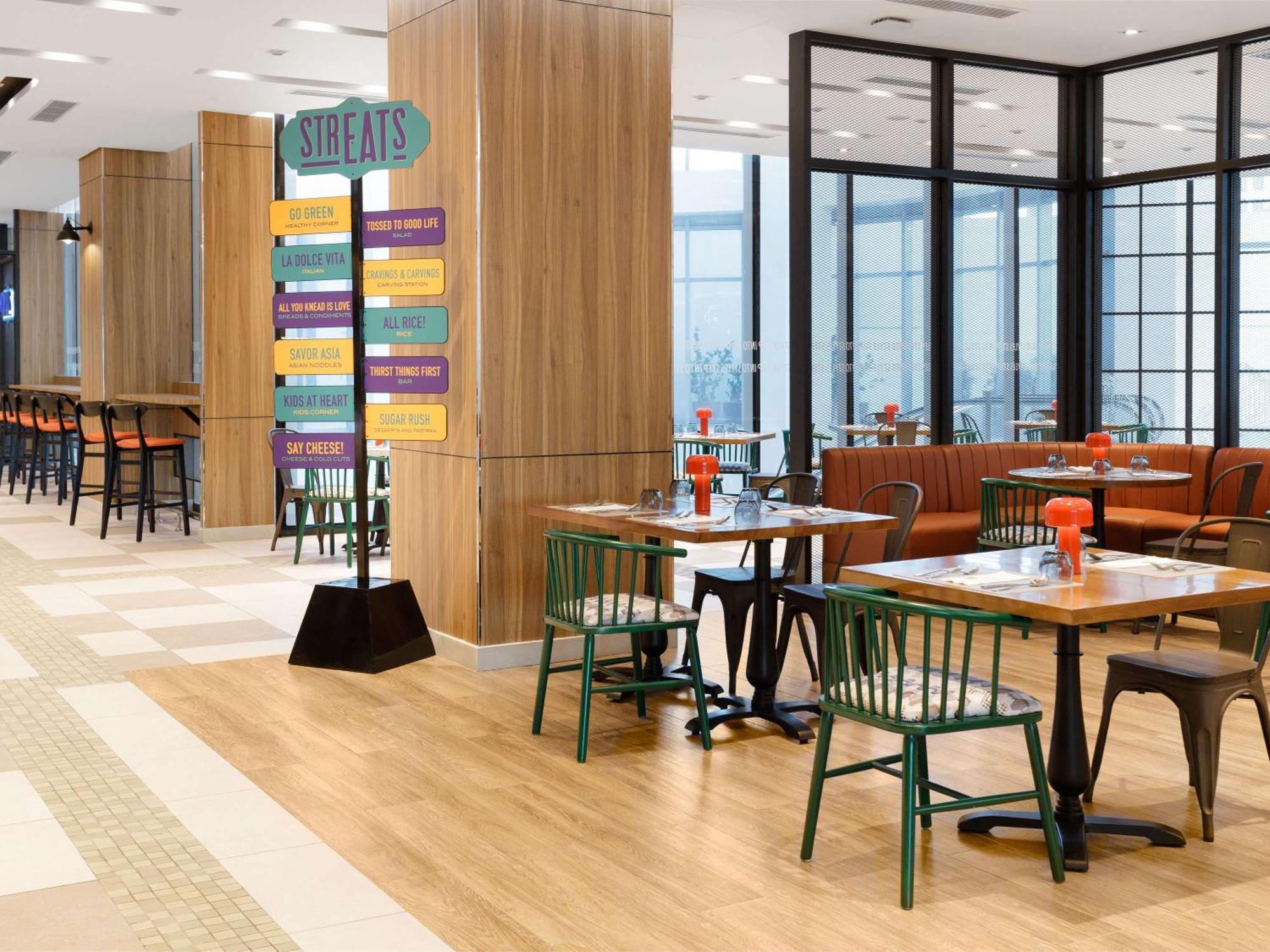 Ibis Styles Manila Araneta City Quezon City Dış mekan fotoğraf