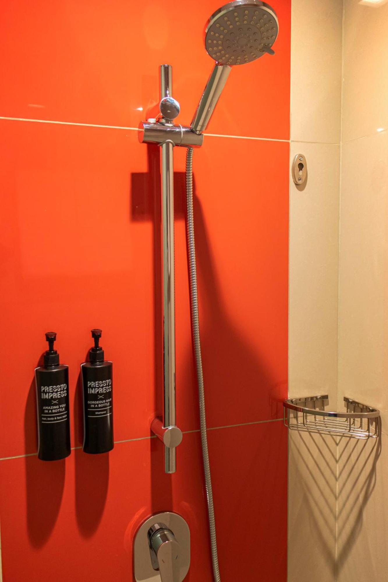 Ibis Styles Manila Araneta City Quezon City Dış mekan fotoğraf